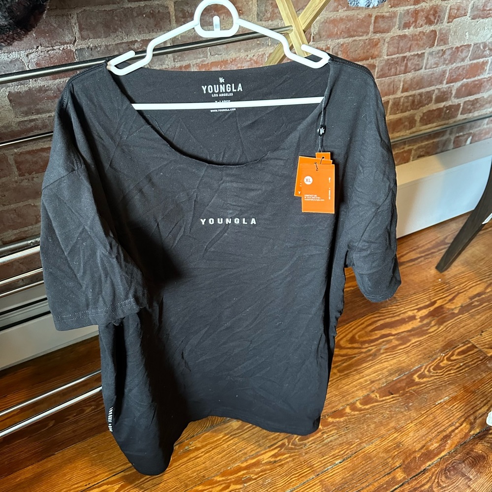 YoungLA XL T-shirt